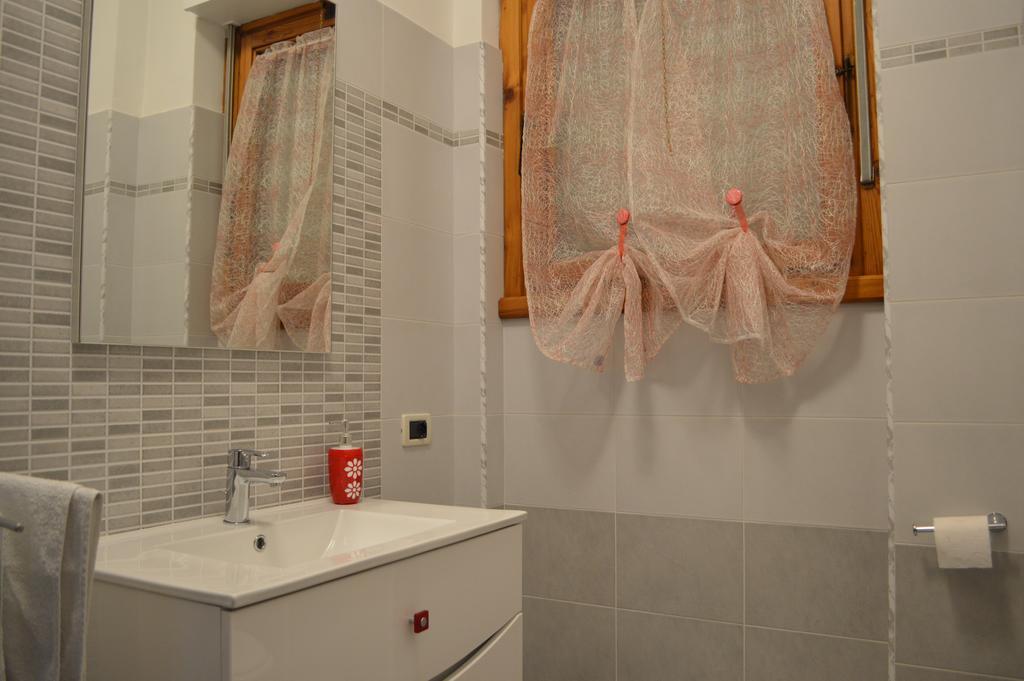 Bed and Breakfast L'Orchidea Di Ale Тиволи-Терме Экстерьер фото